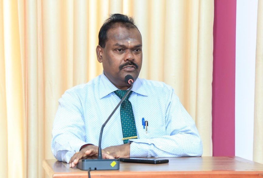 Consul General Shri Sai Murali S. visited the Faculty of Management Studies & Commerce, University of Jaffna and discussed opportunities to strengthen cooperation in education, research and capacity building through the grant from the India-Sri Lanka Foundation